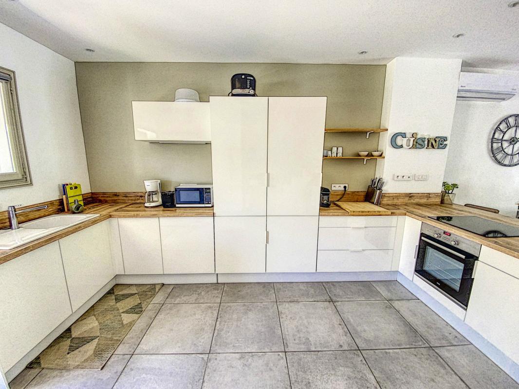 A louer villa 2 chambres Orientale Saint Martin-cuisine-12